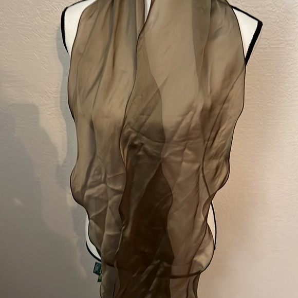 Lauren Ralph Lauren Accessories - LRL scalloped edge scarf!